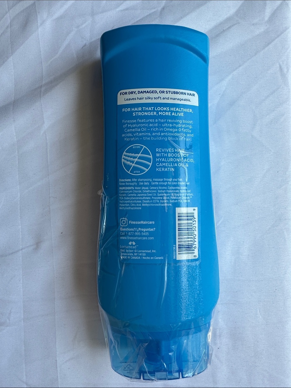 Finesse Restore + Strengthen Moisturizing Conditioner Hyaluronic Acid NWT - Picture 3 of 5